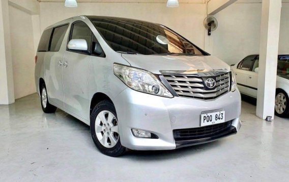 Selling White Toyota Alphard in Manila-5