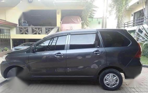 Grey Toyota Avanza for sale in Manila-2