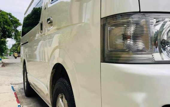 Sell White Toyota Hiace Super Grandia in Laoag-3