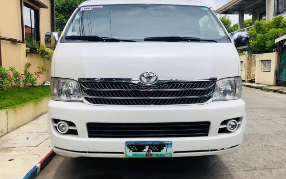 Sell White Toyota Hiace Super Grandia in Laoag