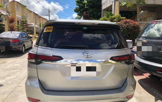 Selling Silver Toyota Fortuner in Manila-1