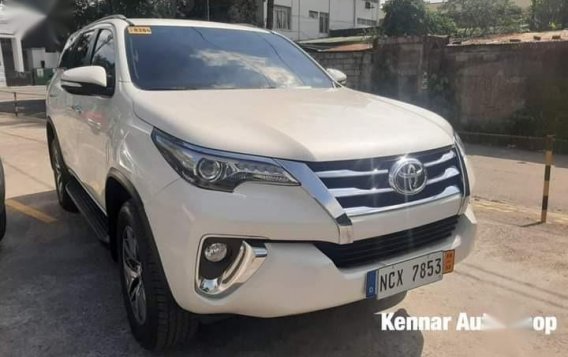Sell White Toyota Fortuner in Antipolo-1