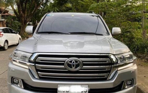 Selling Silver Toyota Land Cruiser in San Lorenzo-3