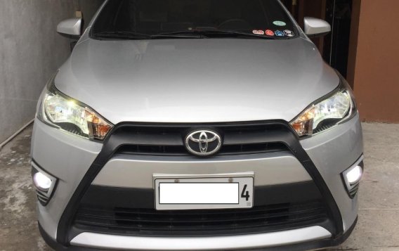 Sell Silver Toyota Yaris in Parañaque