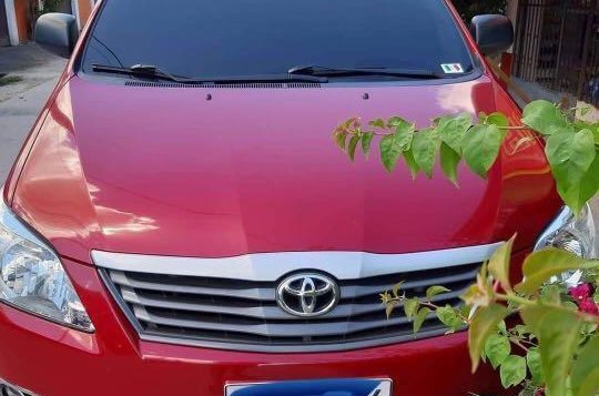 Sell Red Toyota Innova in Angeles-2