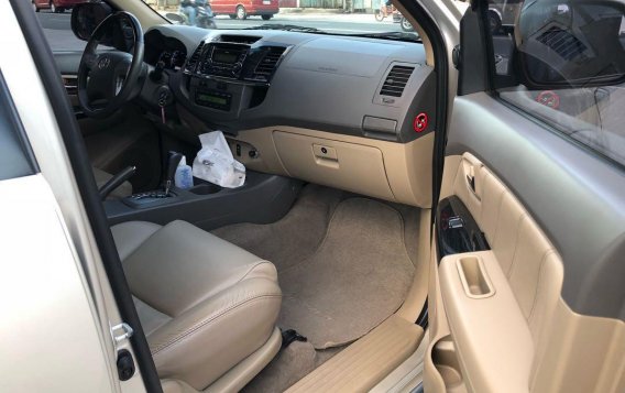 Sell Beige Toyota Fortuner in Manila-6