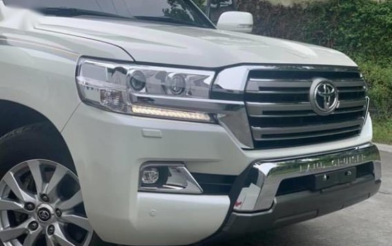 White Toyota Land Cruiser for sale in Quezon City-7