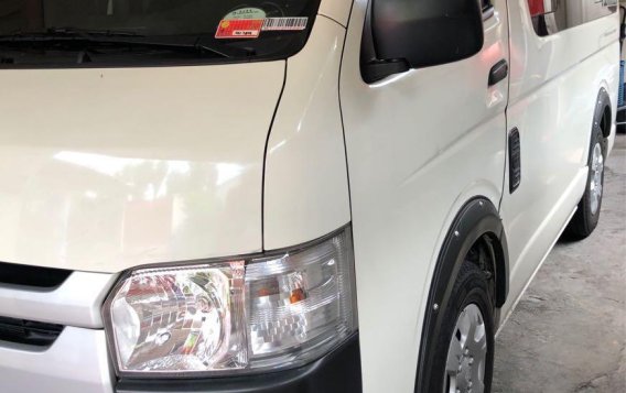 Sell White Toyota Hiace in Biñan-1