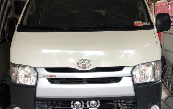 Sell White Toyota Hiace in Biñan-4