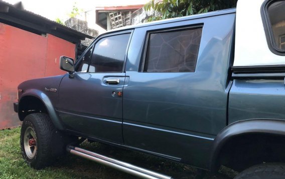 Blue Toyota Hilux for sale in Calapan-1