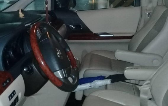 White Toyota Alphard for sale in Manila-2