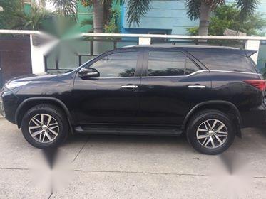 Selling Black Toyota Fortuner in Manila-5