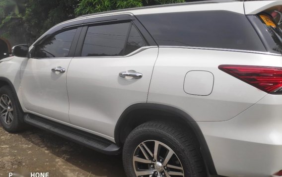 Selling Pearl White Toyota Fortuner for sale in Parañaque-3