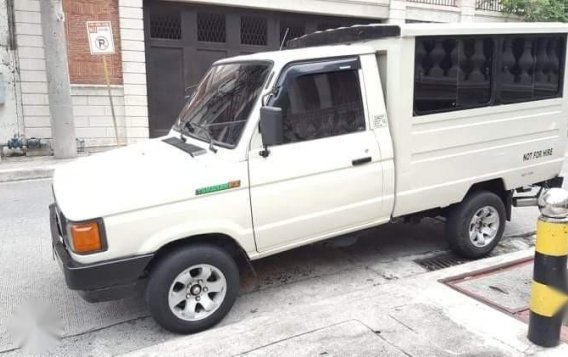Selling White Toyota tamaraw for sale in Manila-1