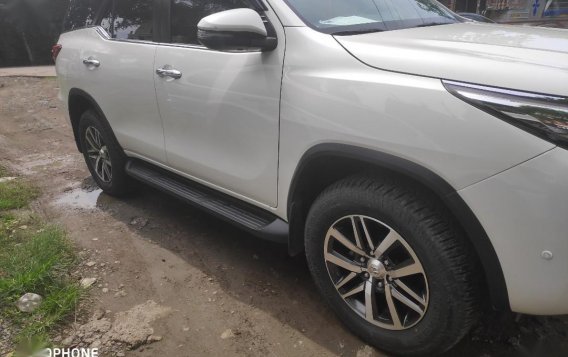 Selling Pearl White Toyota Fortuner for sale in Parañaque-2