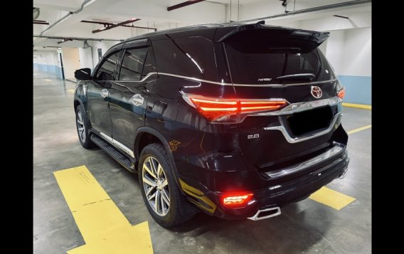 Sell Black 2019 Toyota Fortuner in Parañaque-2