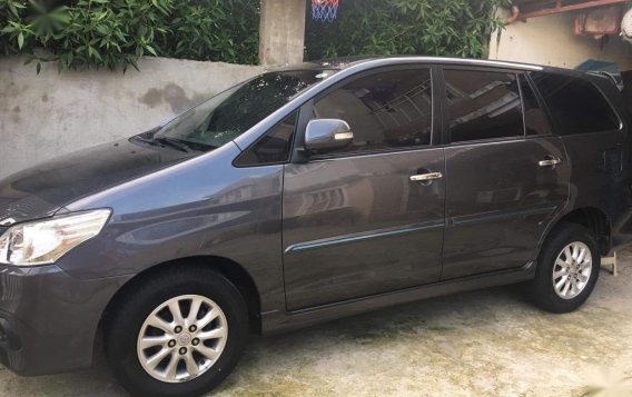 Grey Toyota Innova for sale in Cavite-1
