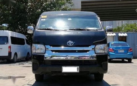 Selling Black Toyota Hiace in Makati-1