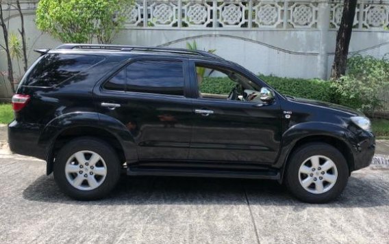 Black Toyota Fortuner for sale in Manila