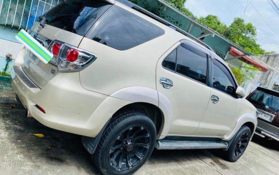 Beige Toyota Fortuner for sale in Dasmariñas-5