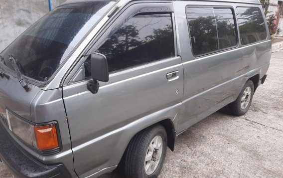 Selling Silver Toyota Lite Ace in Manila-2