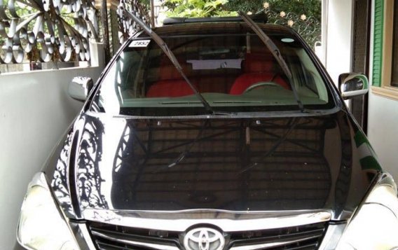 Black Toyota Innova for sale in Manila-4