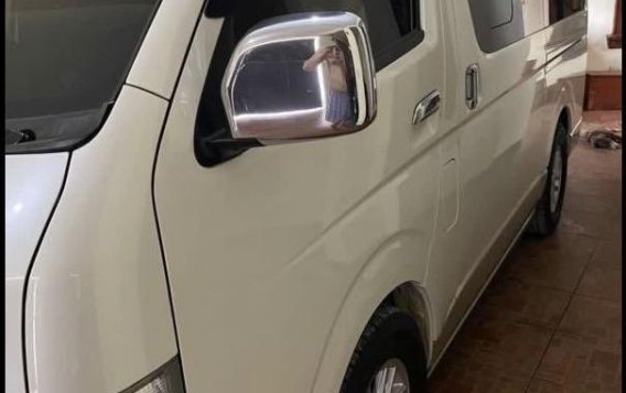 White Toyota Hiace Super Grandia for sale in Manila-2