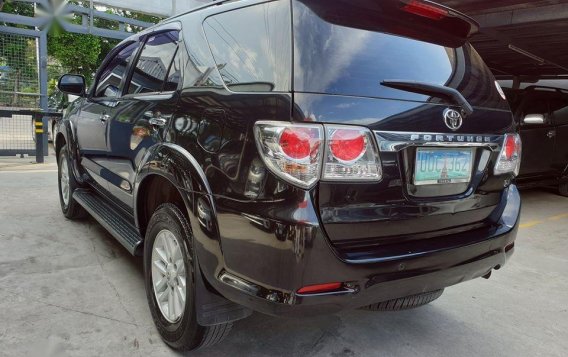Black Toyota Fortuner for sale in Manila-3