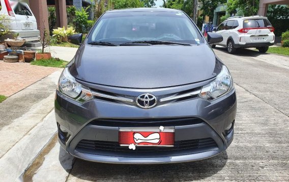 Selling Grey Toyota Vios in Bonifacio