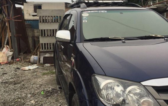 Selling Blue Toyota Fortuner in Manila-2