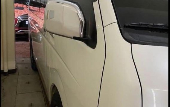 White Toyota Hiace Super Grandia for sale in Manila-3