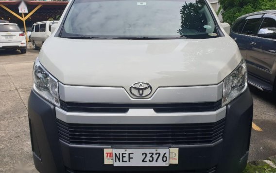 Sell White Toyota Hiace in Pasig-2