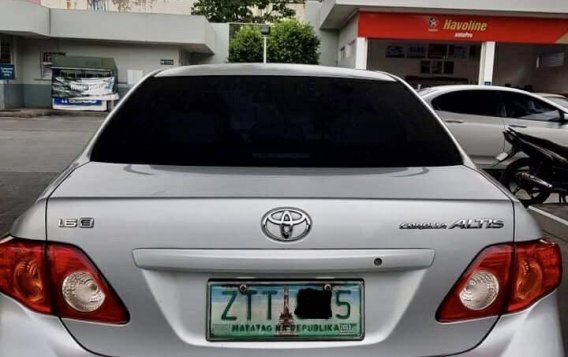White Toyota Corolla altis for sale in Marikina-1