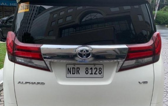 Sell White Toyota Alphard in Manila-3