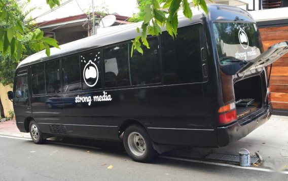Selling Black Toyota Coaster in Quezon City
