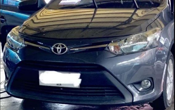 Selling Grey Toyota Vios in Makati