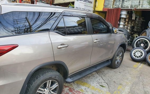 Silver Toyota Fortuner for sale in Manila-3