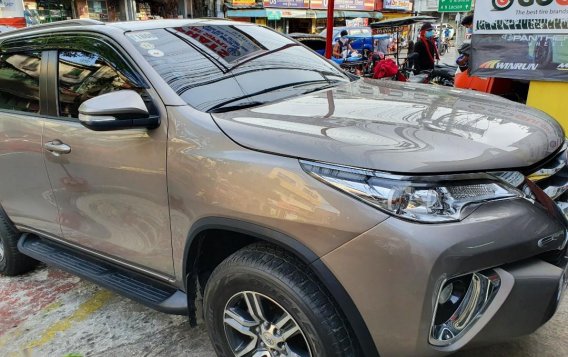 Silver Toyota Fortuner for sale in Manila-1