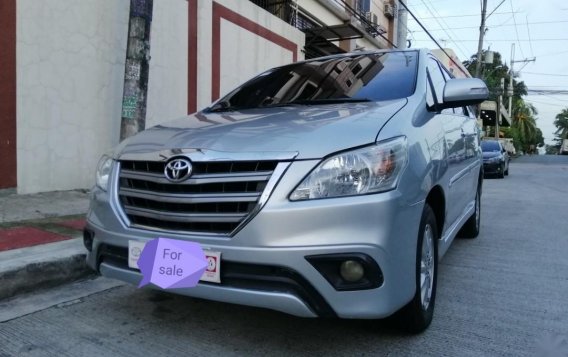 White Toyota Innova for sale in Quezon City-1