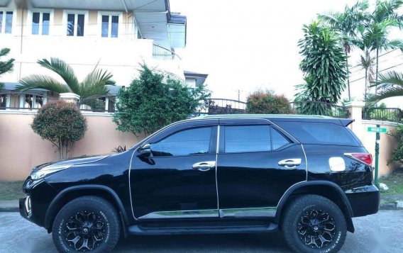 Black Toyota Fortuner 2019 for sale in Davao City-4