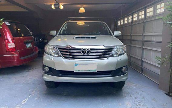 Grey Toyota Fortuner G 4x2 Auto 2013 for sale in Las Pinas-8