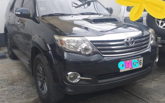 Sell Black 2015 Toyota Fortuner G Auto in Quezon City-1