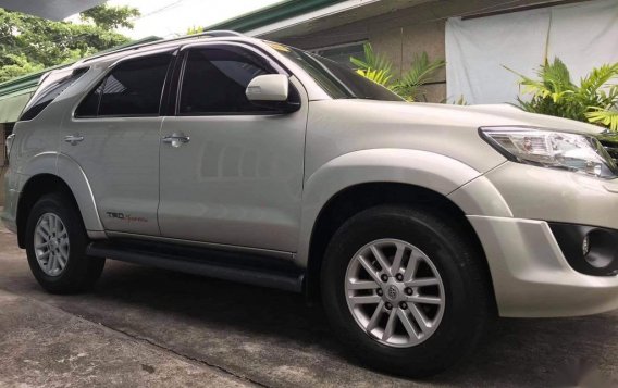 Sell Silver 2013 Toyota Fortuner 2.7 (A) in Manila-6