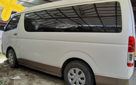 Selling White Toyota Hiace in Orion-1