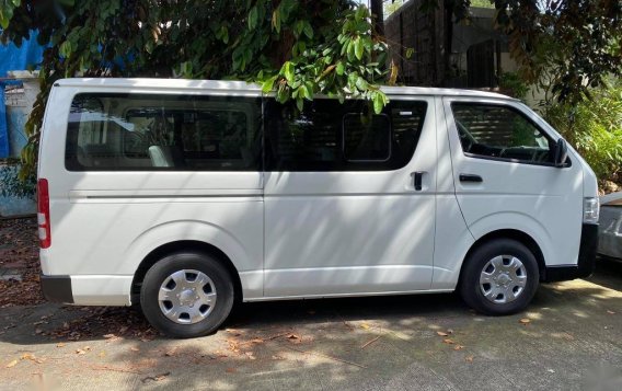White Toyota Hiace Manual 2019 for sale in Quezon City-5