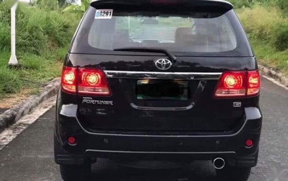 Selling Black Toyota Fortuner 2016 in Parañaque-3