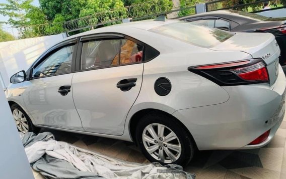 Silver Toyota Vios 2015 for sale in Santiago-3