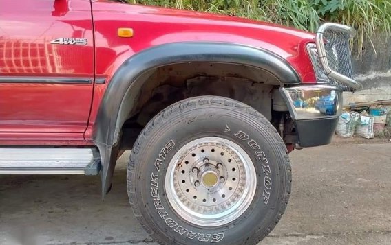 Selling Red Toyota Hilux 2009 in Cainta-1