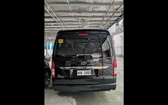 Selling Black Toyota Hiace Super Grandia 2018 Van at 20613 km in Manila-12