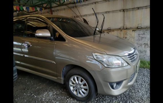 Sell Grey 2012 Toyota Innova MPV at Manual at 82000 km in Laguna